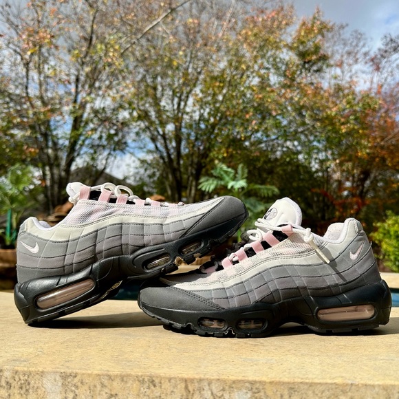 pink gunsmoke air max 95